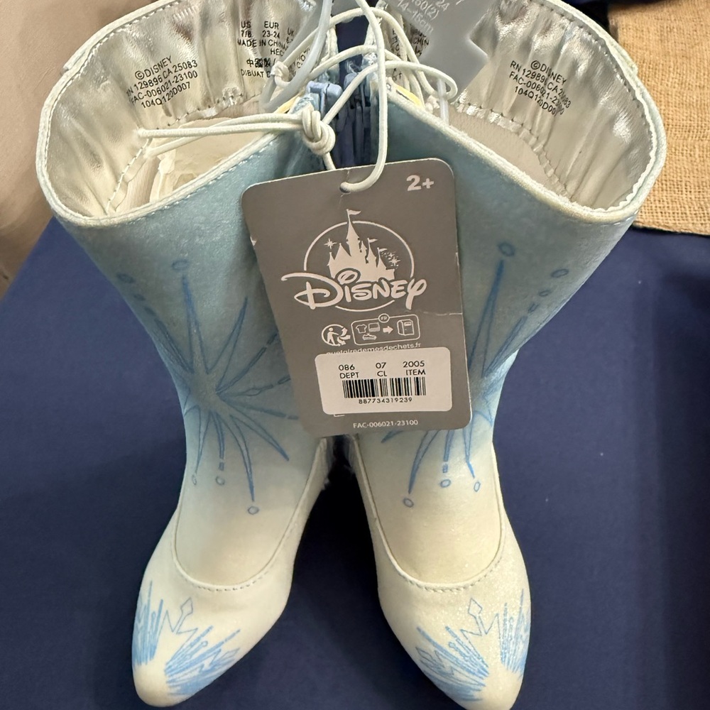 Disney Frozen Elsa boots